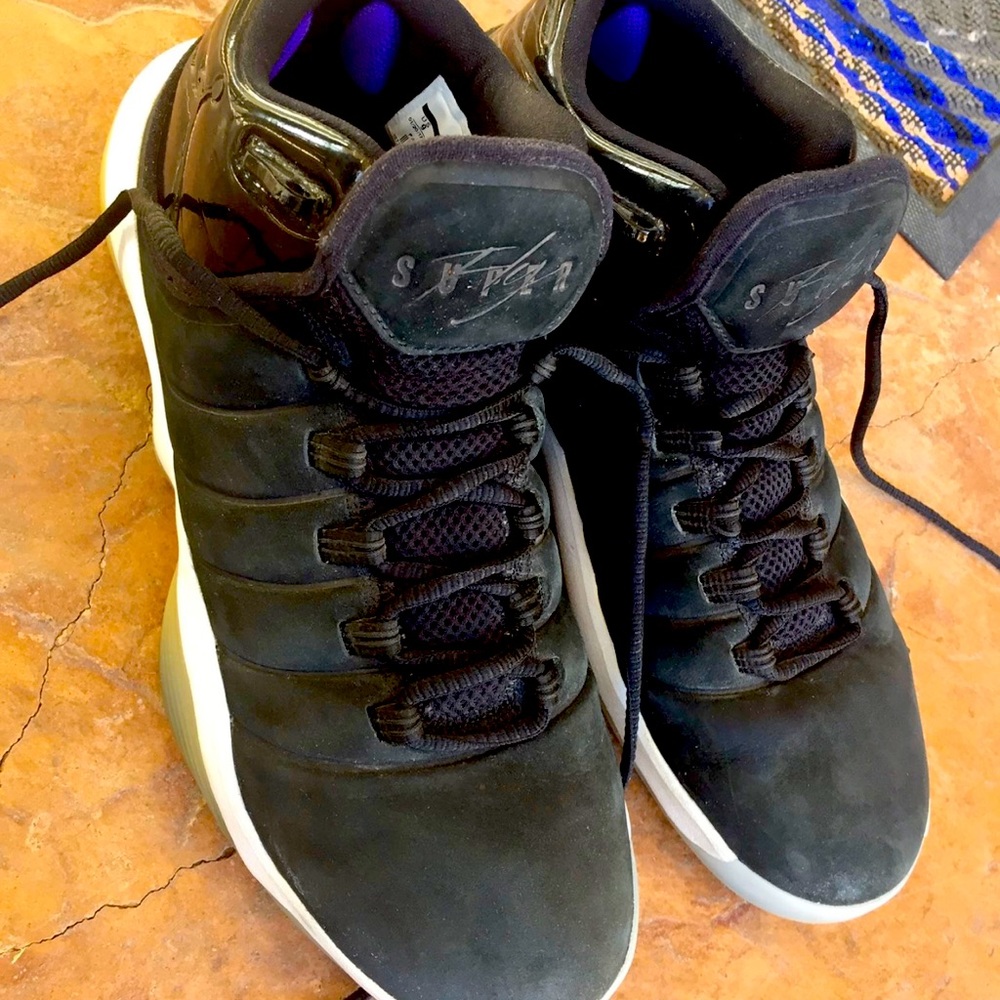 Men’s shoes